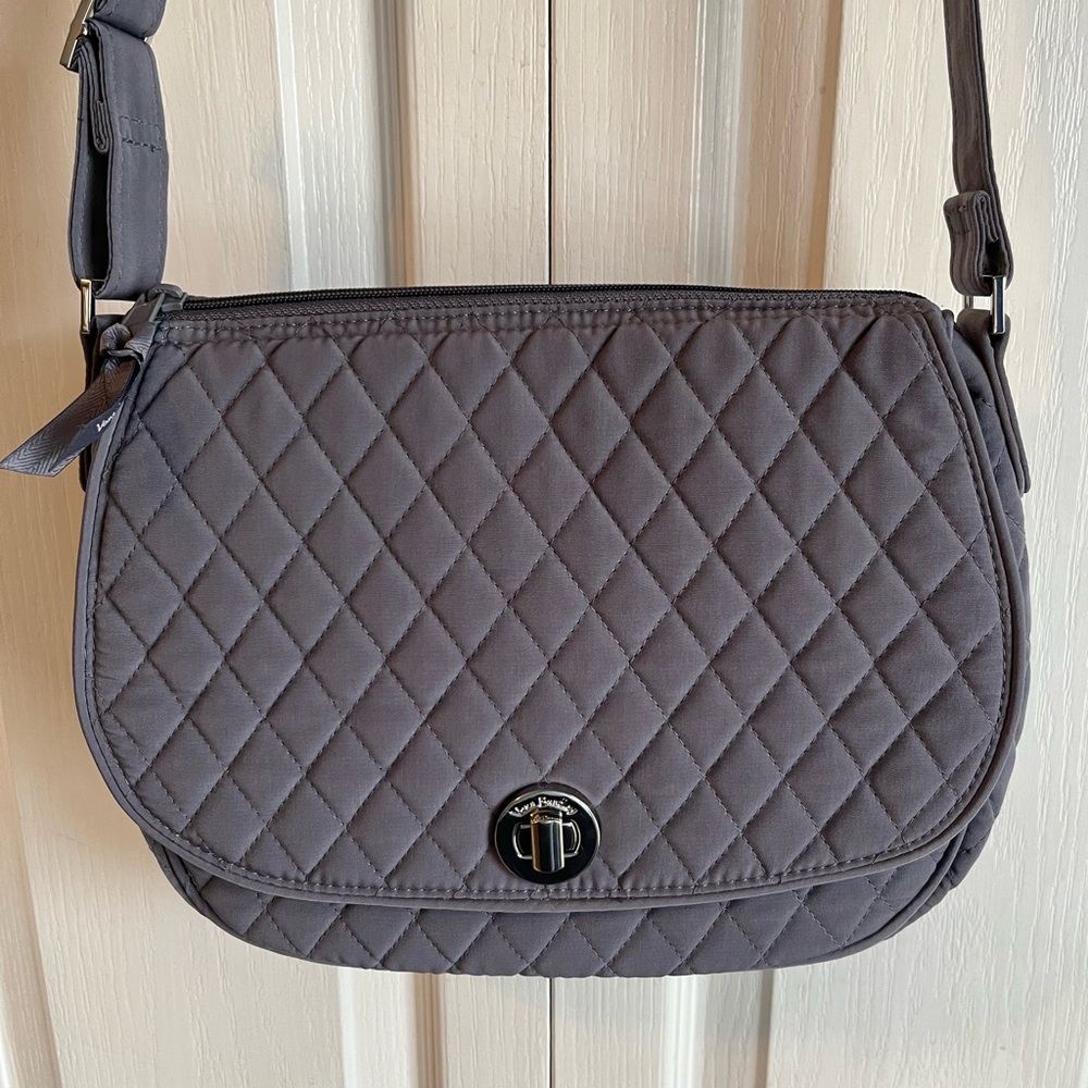 Vera Bradley crossbody, gray quilted.